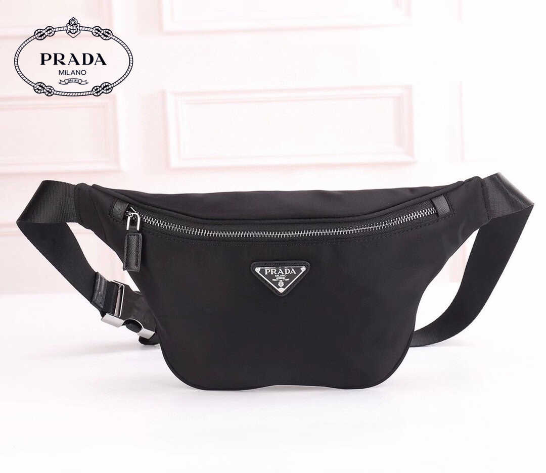 【PRADA  公式旗艦店】プラダ  ウエストポーチ 当日出荷 好評に付き再入荷！30*17*6CM