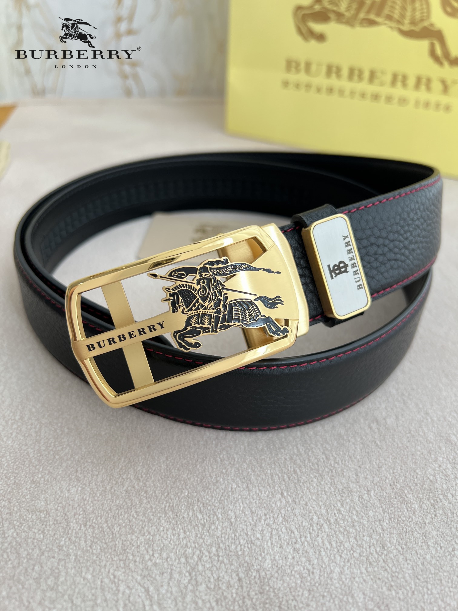 【BURBERRY 】(バーバリー) 3.5cmベルト メンズ 240904