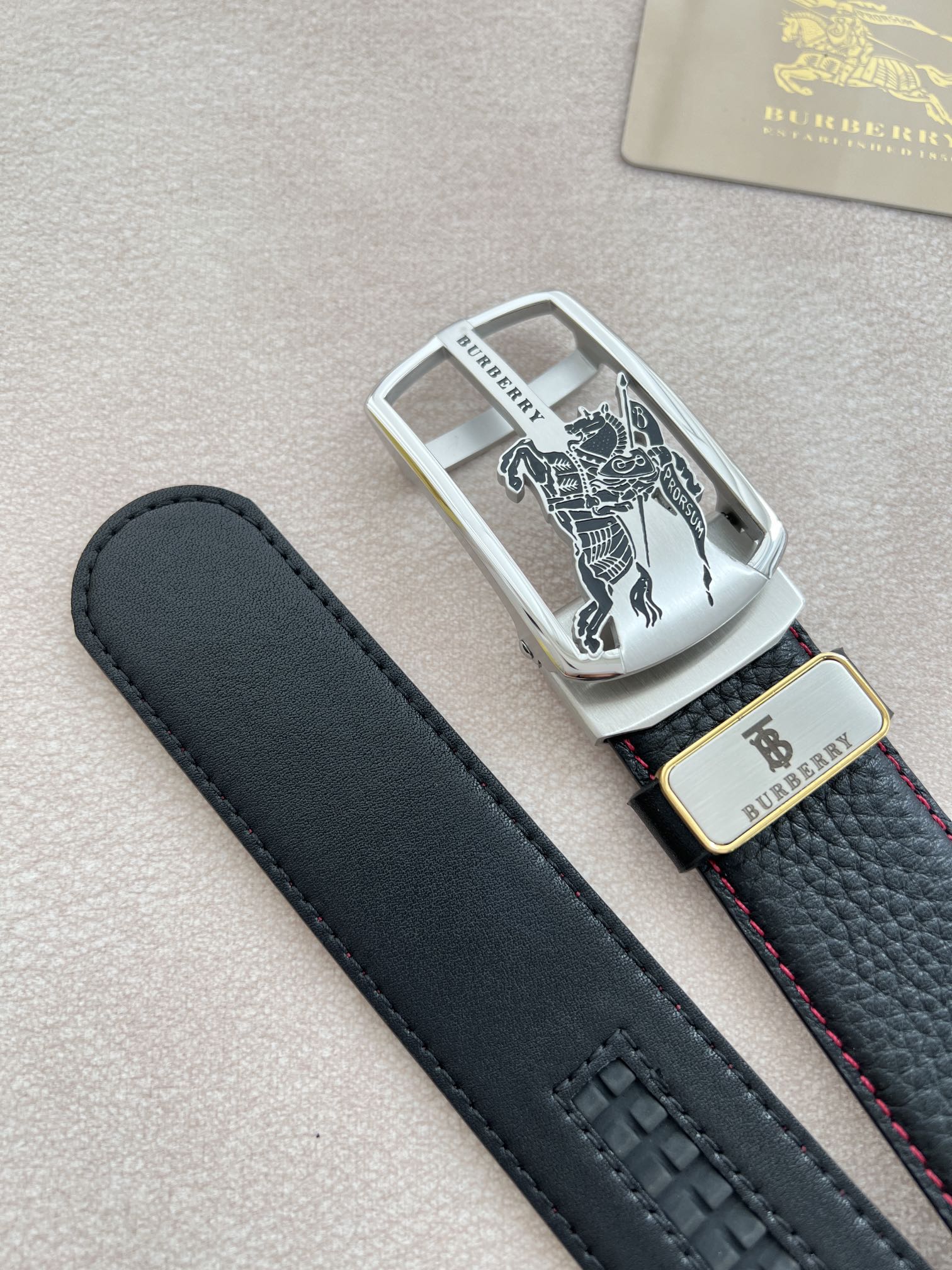 【BURBERRY 】(バーバリー) 3.5cmベルト メンズ 240904