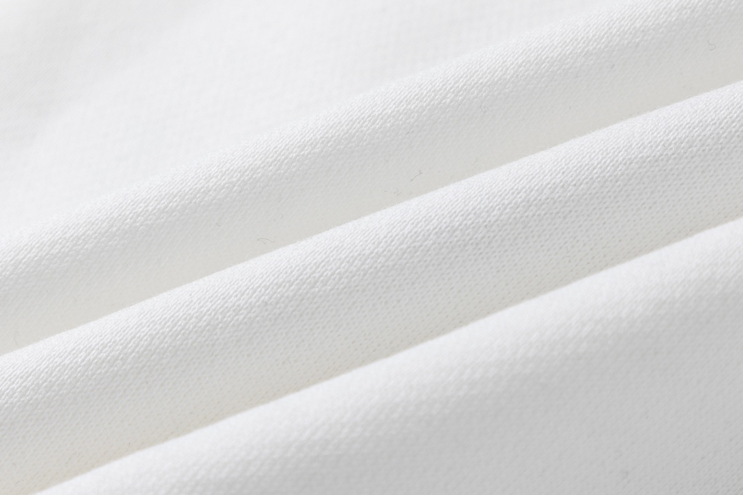 【BURBERRY  公式旗艦店】バーバリー パーカースウェットご好評に付き再入荷！