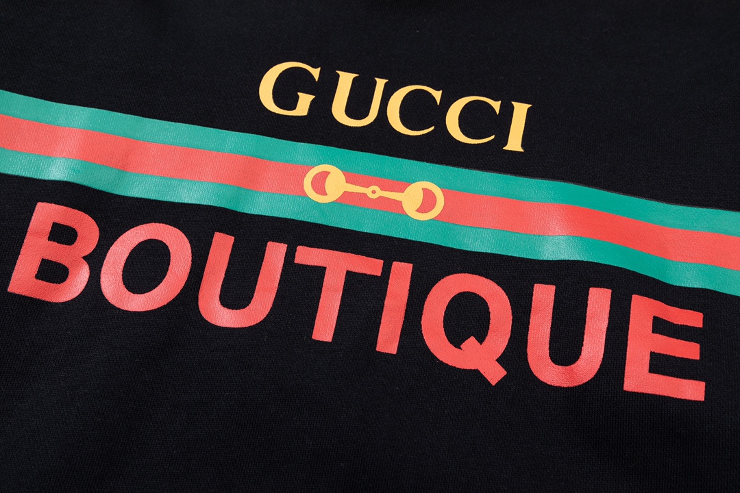 【GUCCI  公式旗艦店】グッチ  パーカー  スウェットご好評に付き再入荷 240805