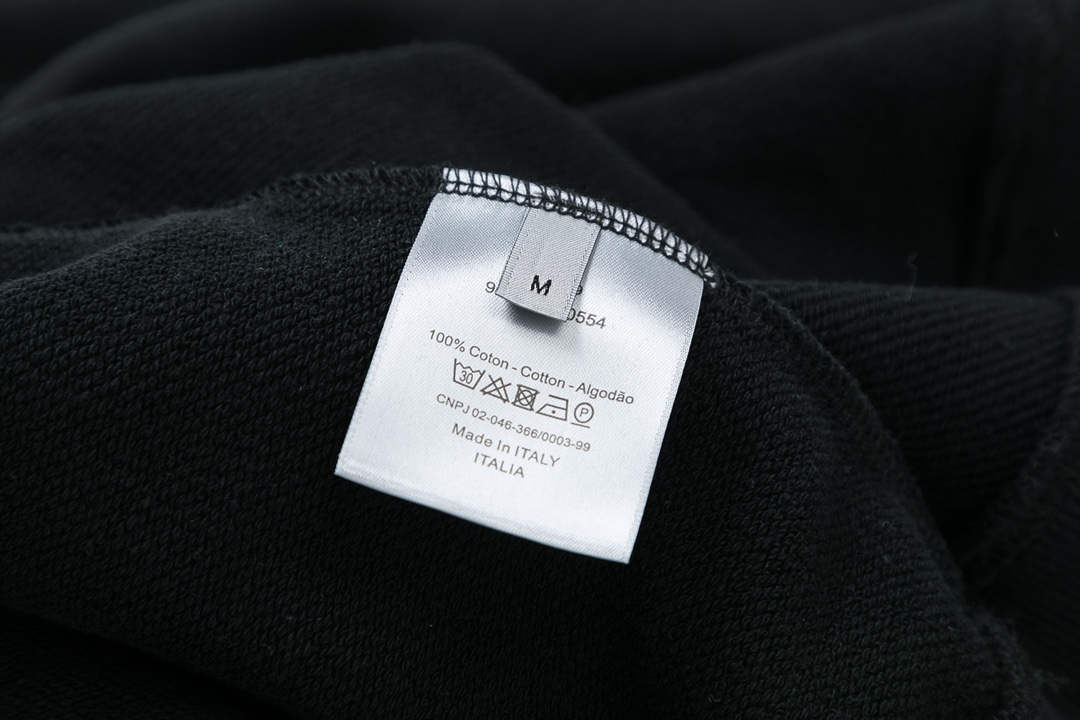 【DIOR 公式旗艦店】ディオール  丸首の衛衣 スウェットご好評に付き再入荷 240829