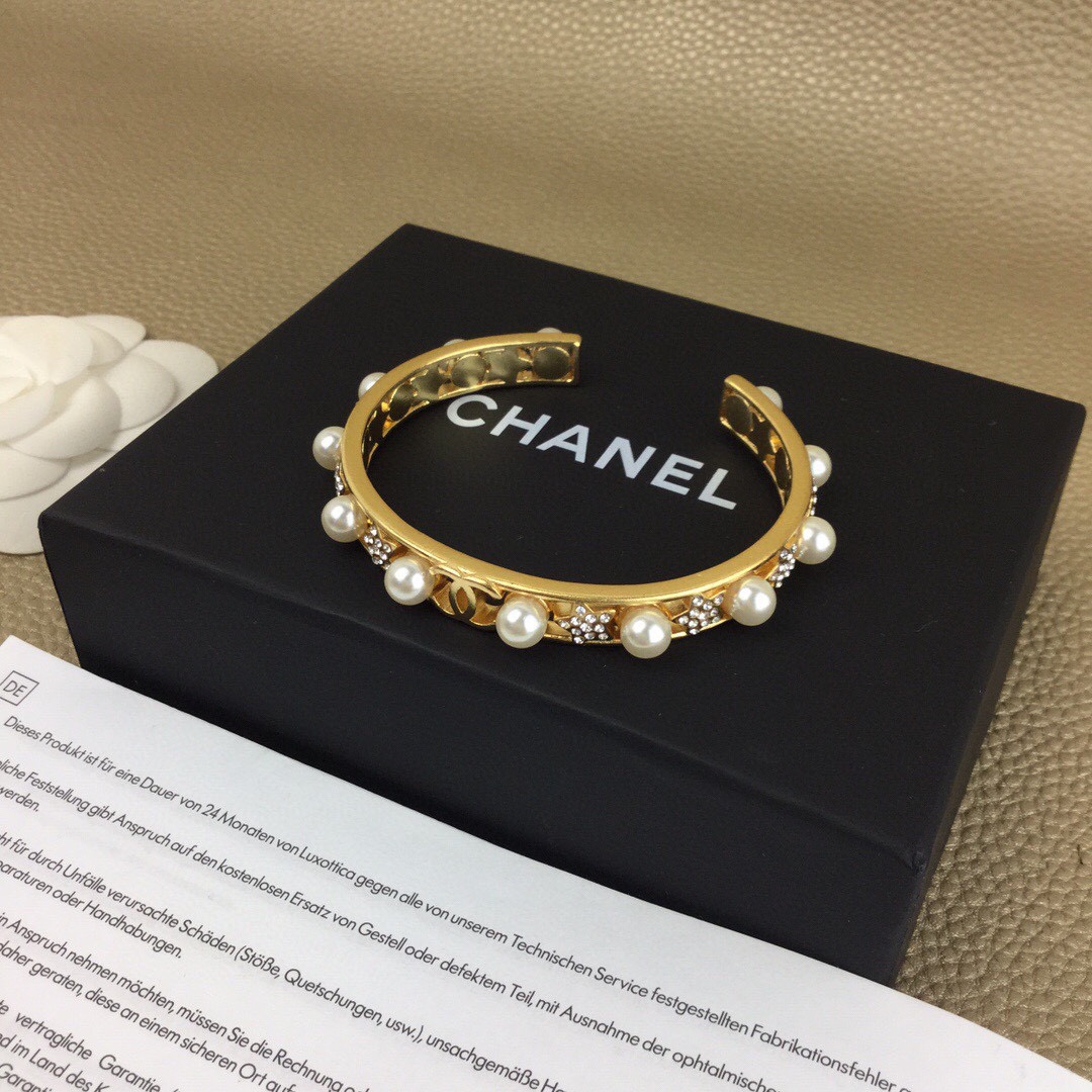 【CHANEL】ブレスレット、ファッションシンプルなスタイル