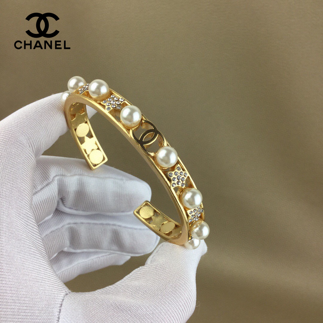 【CHANEL】ブレスレット、ファッションシンプルなスタイル