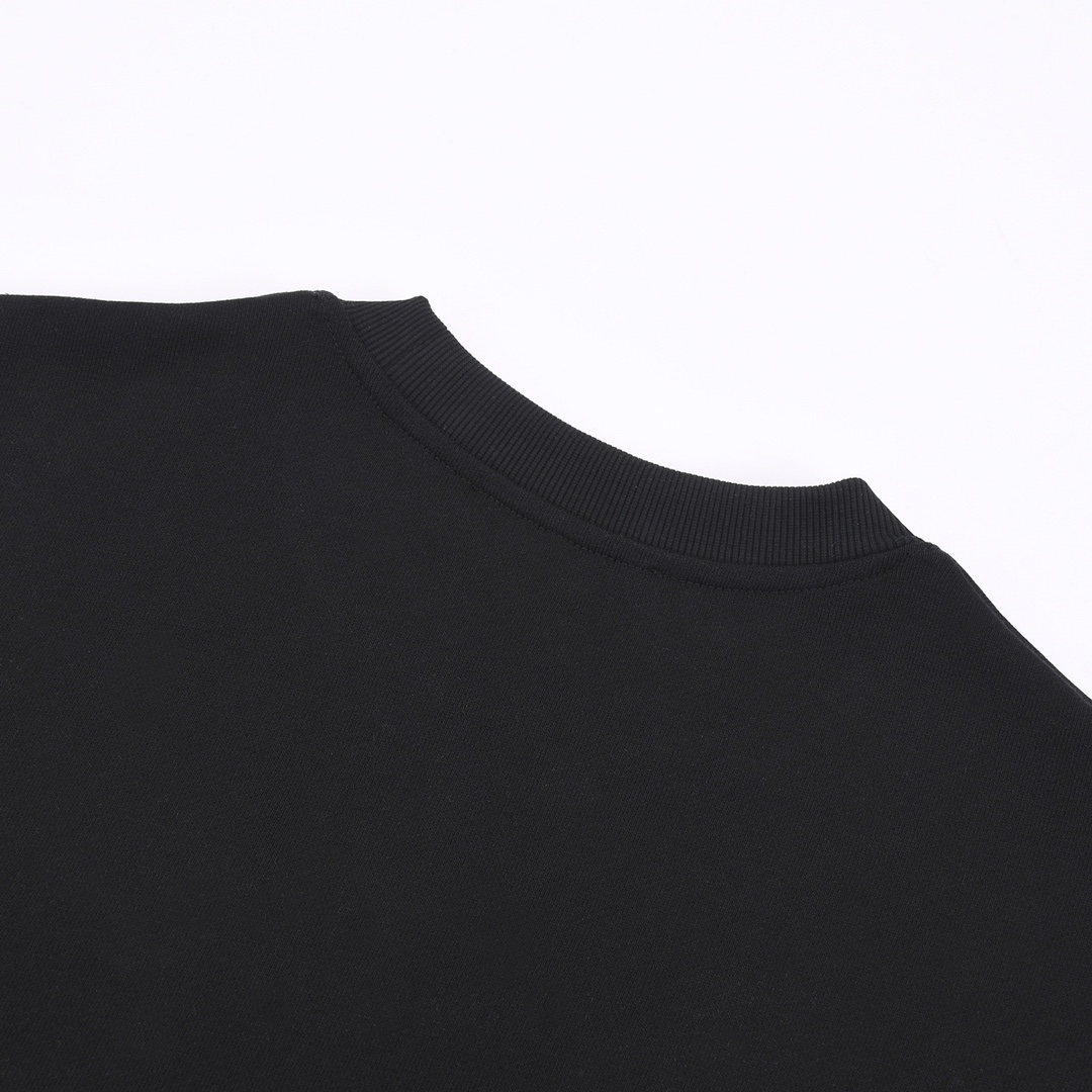 【LOUIS VUITTON  公式旗艦店】ルイヴィトン 丸首の衛衣 スウェット ご好評に付き再入荷  240902