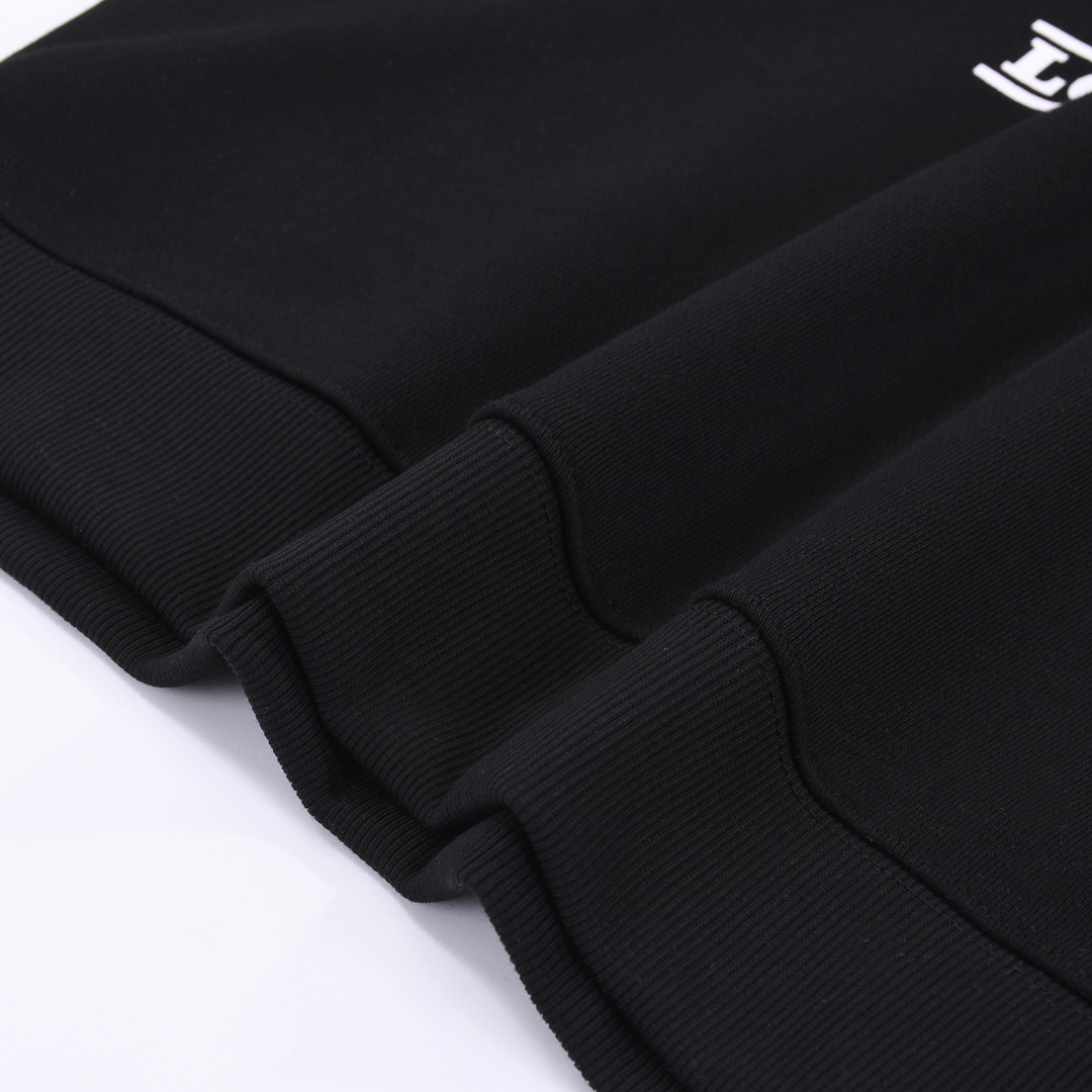 【LOUIS VUITTON  公式旗艦店】ルイヴィトン 丸首の衛衣 スウェット ご好評に付き再入荷  240902