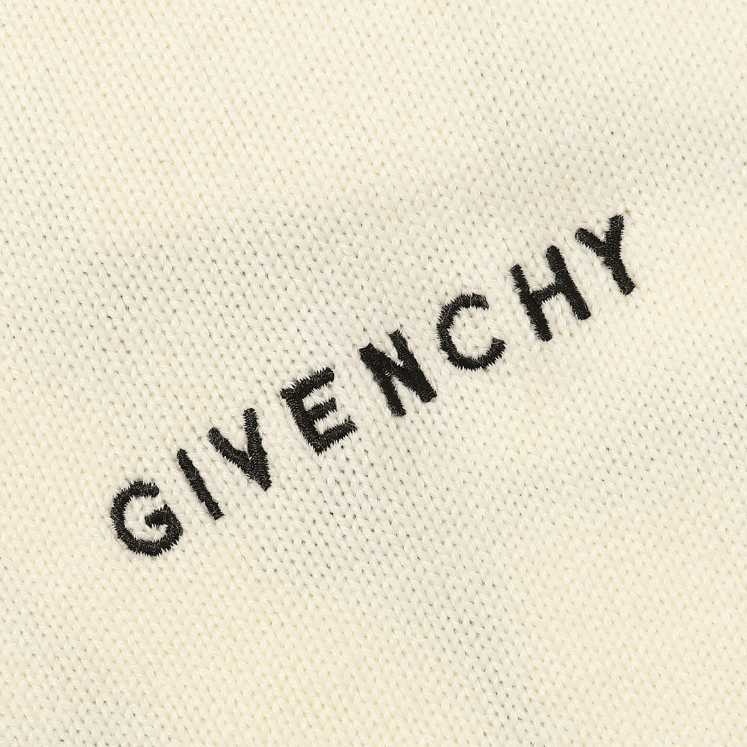 【GIVENCHY   公式旗艦店】ジバンシー  セーター好評に付き再入荷！ 241031