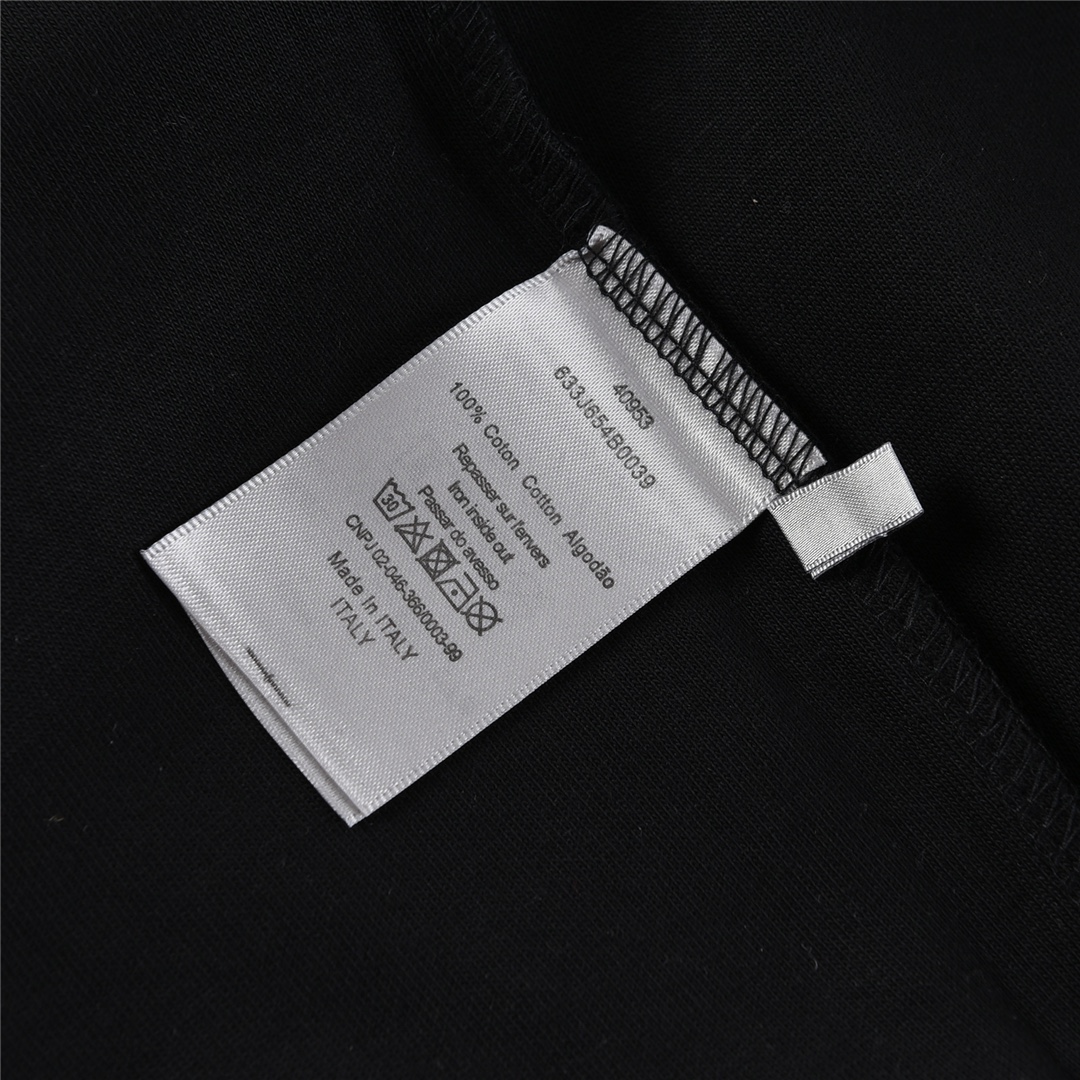 【DIOR  公式旗艦店】ディオール 丸首の衛衣 スウェットご好評に付き再入荷！