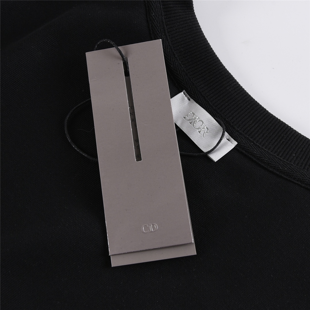 【DIOR  公式旗艦店】ディオール 丸首の衛衣 スウェットご好評に付き再入荷！