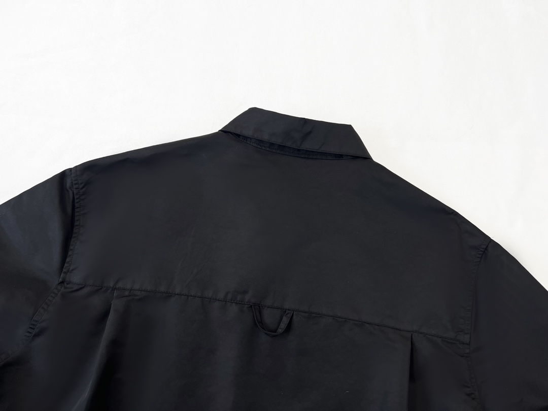 【2024】【PRADA公式旗艦店】プラダ シャツ ご好評に付き再入荷！