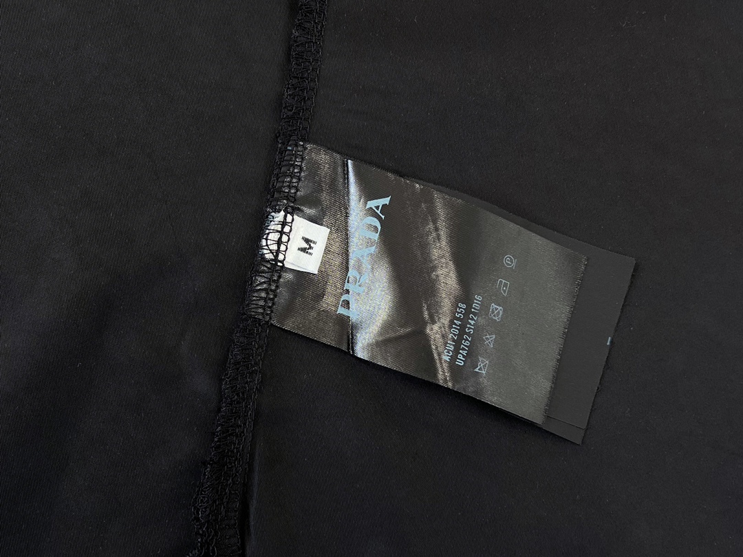 【2024】【PRADA公式旗艦店】プラダ シャツ ご好評に付き再入荷！