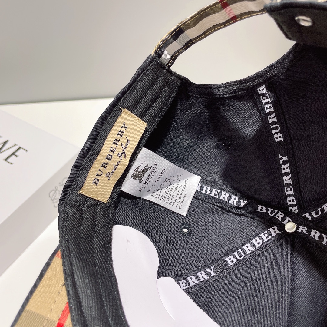 【BURBERRY  バーバリー】【数量限定】 野球帽 / ハット 241011