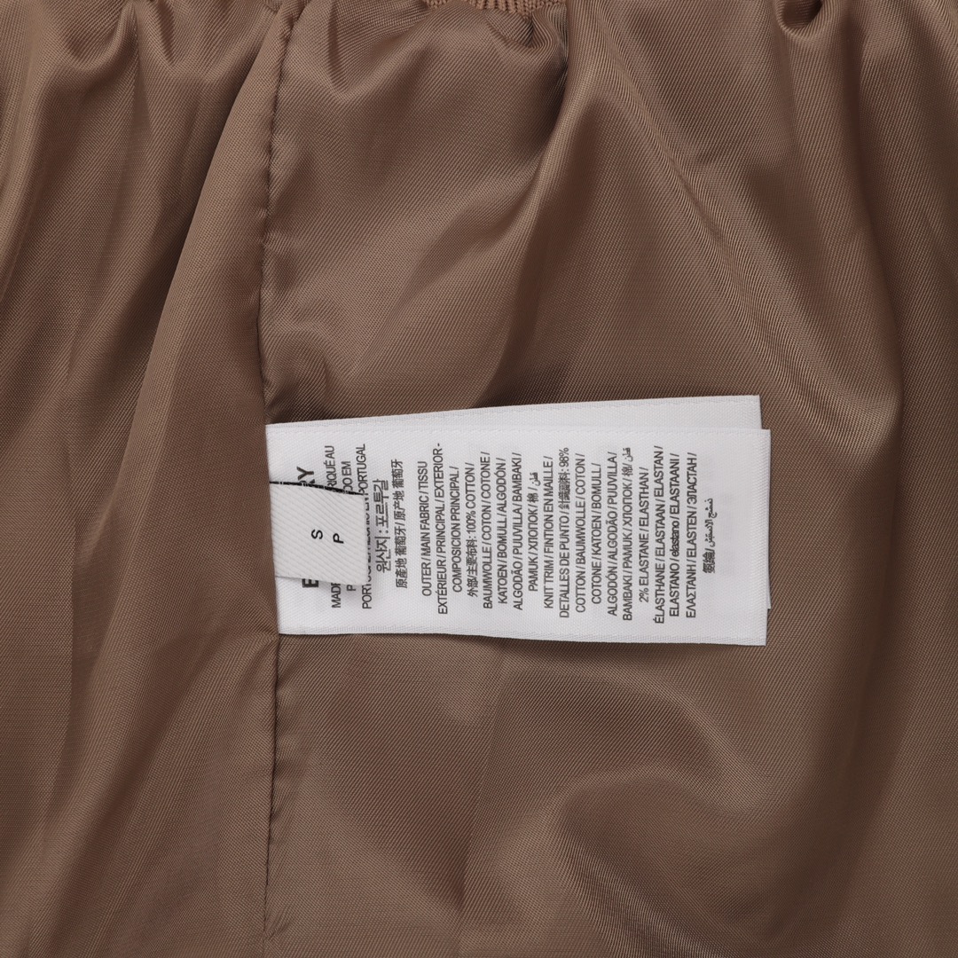 【BURBERRY  公式旗艦店】バーバリー   ジャケット着 好評に付き再入荷！241112