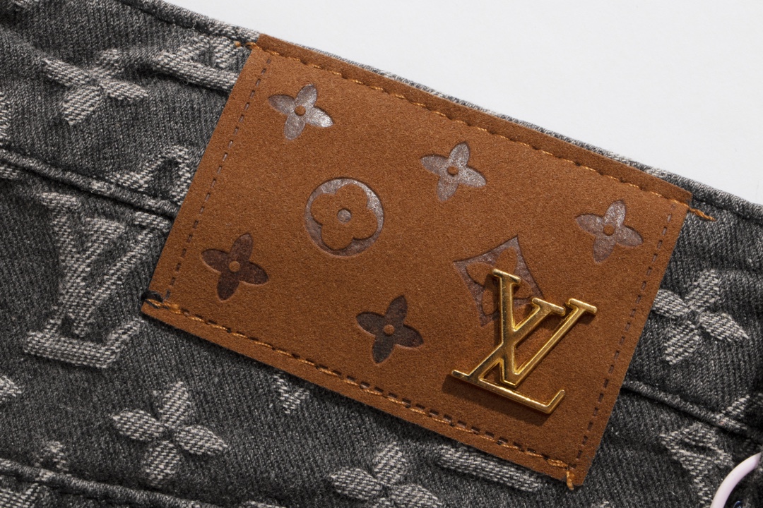 【LOUIS VUITTON  公式旗艦店】ルイヴィトン  ジーパン  ご好評に付き再入荷  240830