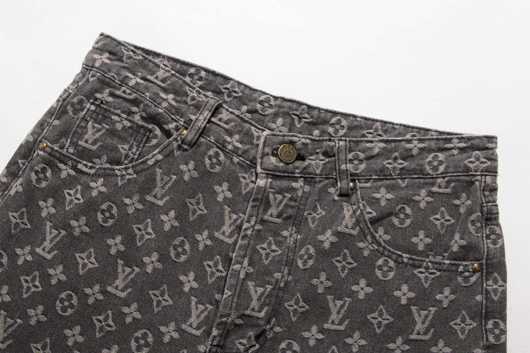【LOUIS VUITTON  公式旗艦店】ルイヴィトン  ジーパン  ご好評に付き再入荷  240830