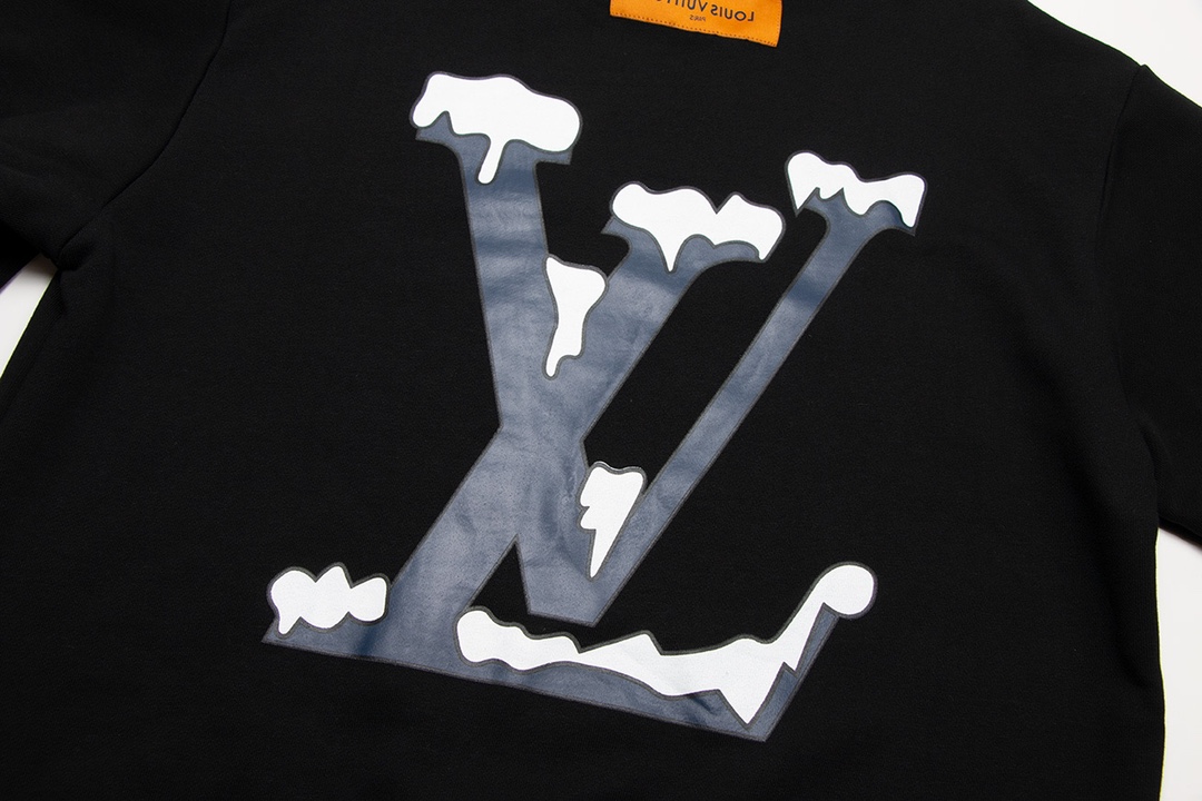 【LOUIS VUITTON  公式旗艦店】ルイヴィトン 丸首の衛衣 スウェット ご好評に付き再入荷  240902