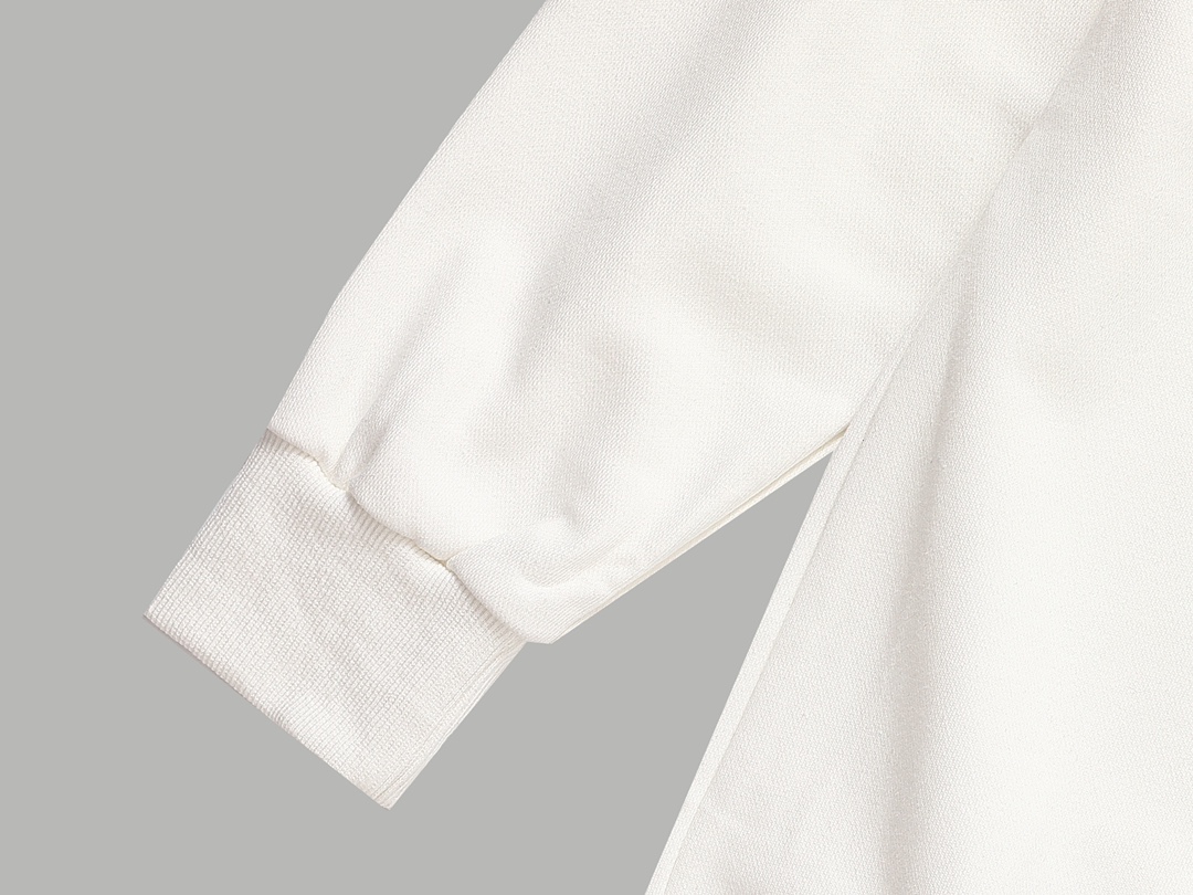 【LOUIS VUITTON  公式旗艦店】ルイヴィトン 丸首の衛衣 スウェット ご好評に付き再入荷 240811