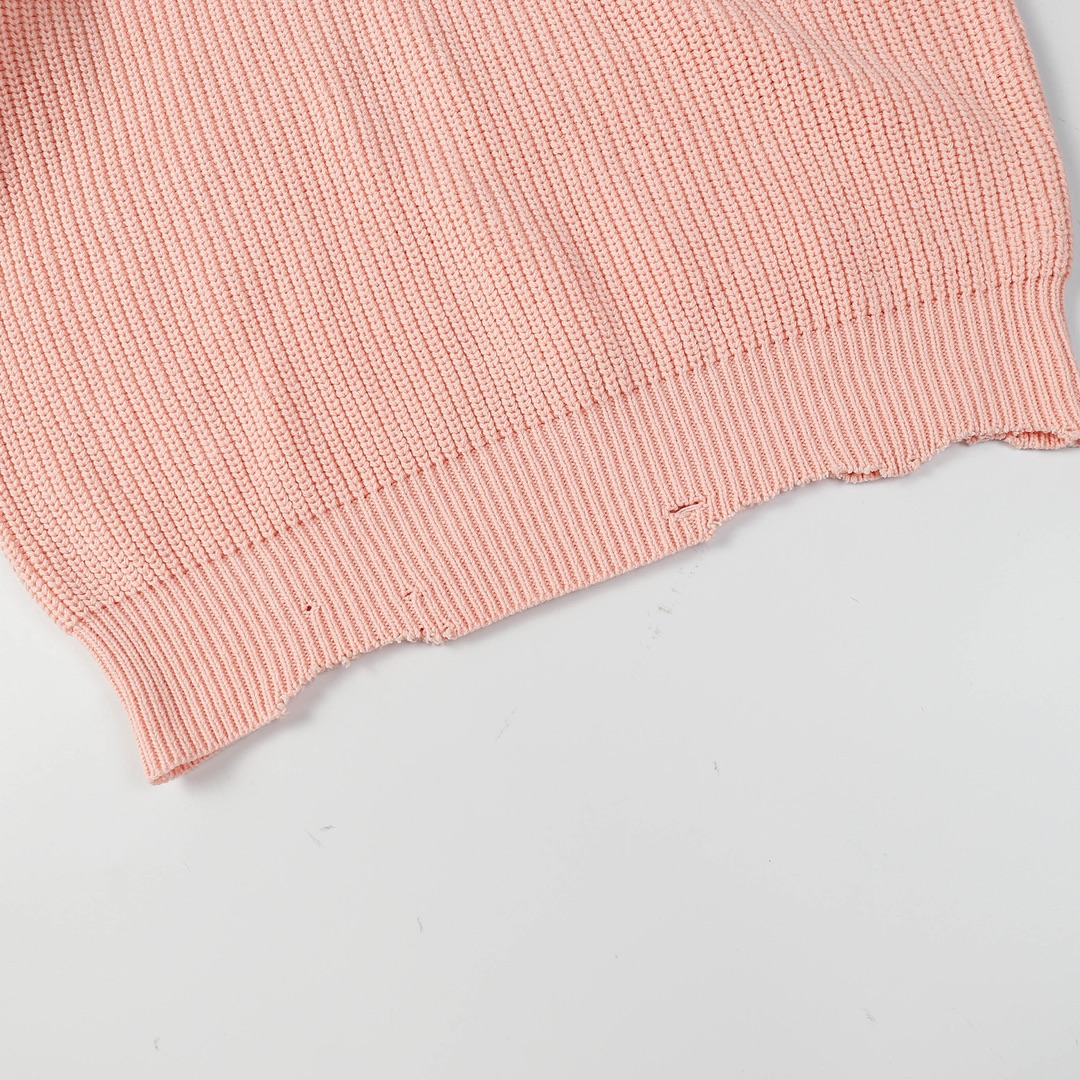 【BALENCIAGA  公式旗艦店】バレンシアガ   セーター好評に付き再入荷！ 241101