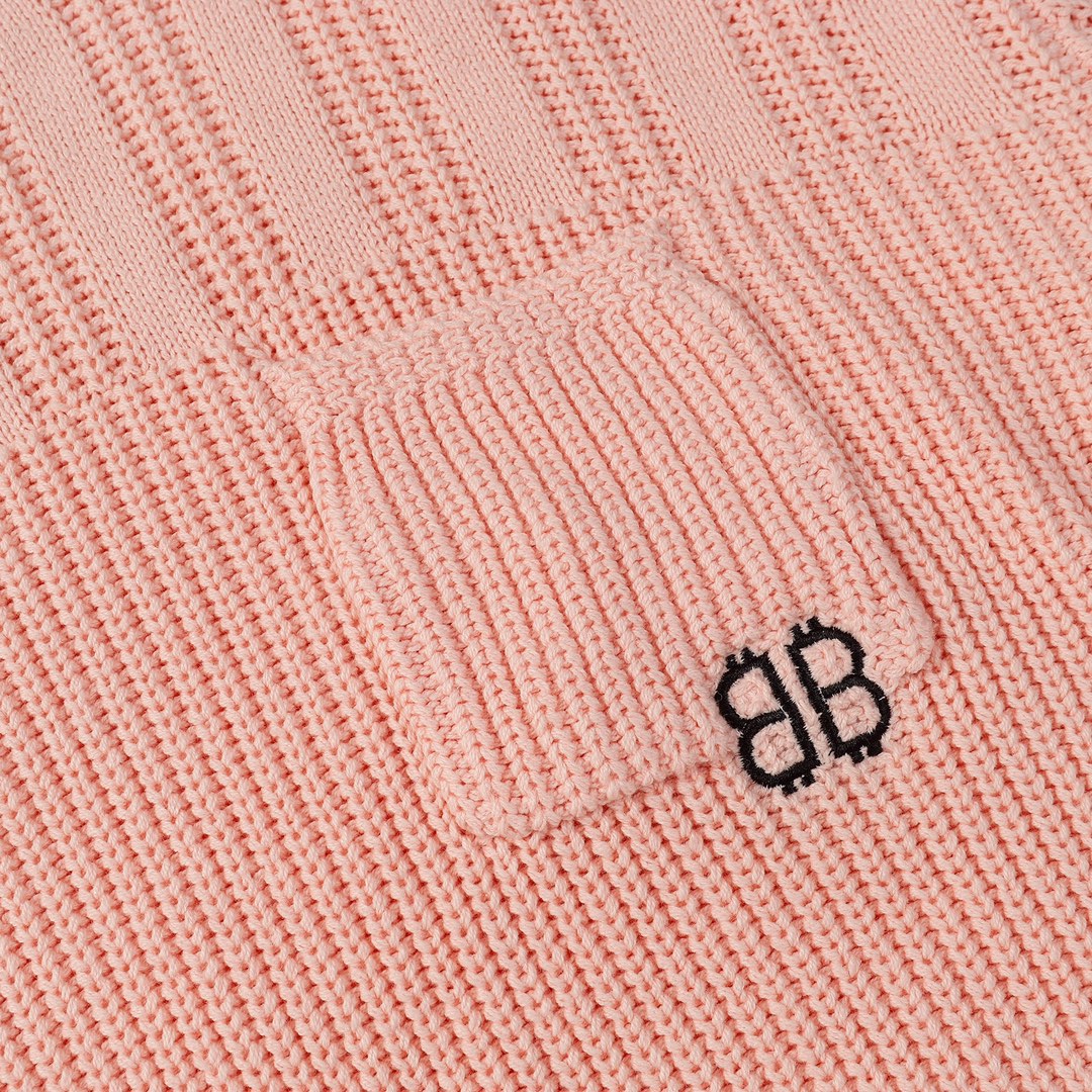 【BALENCIAGA  公式旗艦店】バレンシアガ   セーター好評に付き再入荷！ 241101