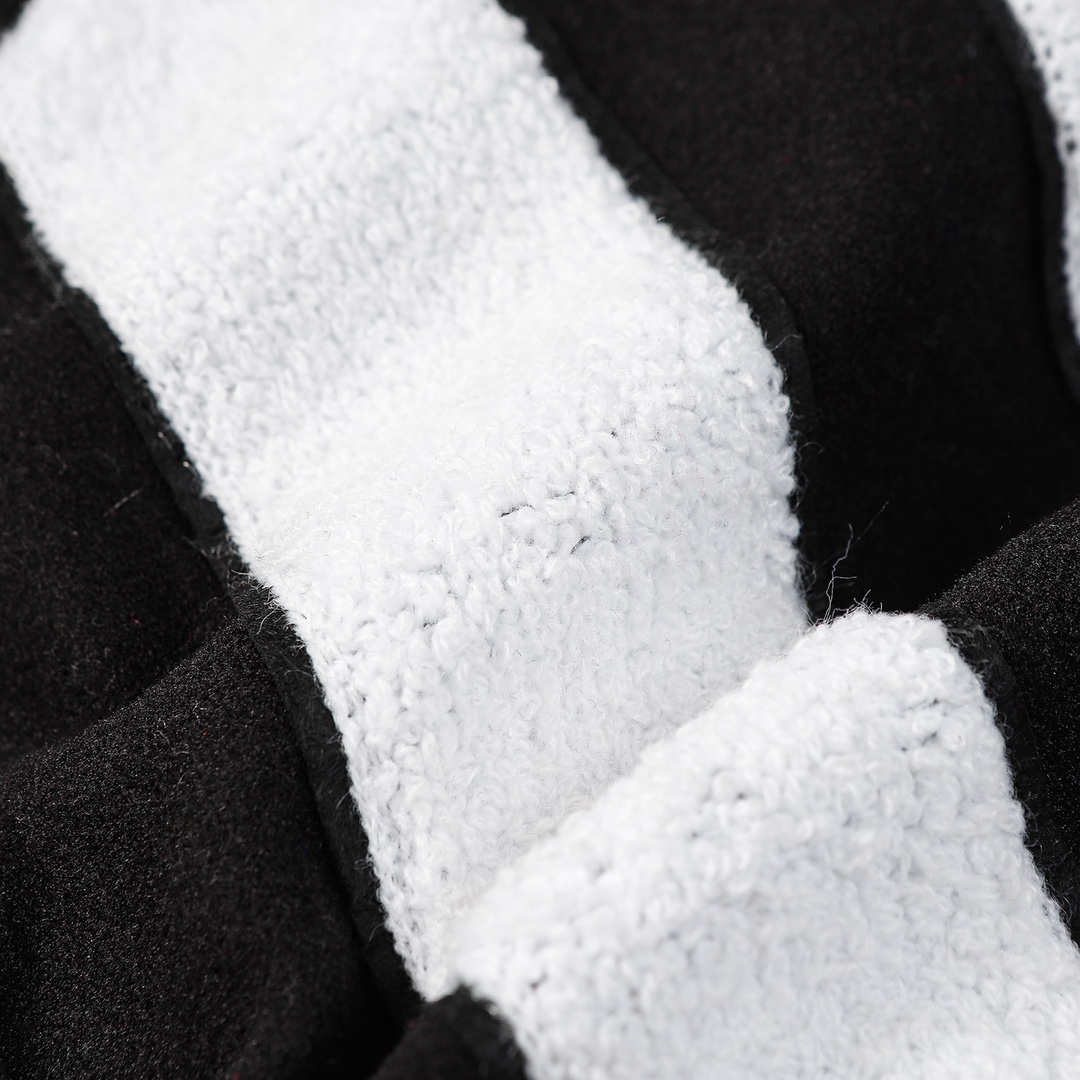 【BALENCIAGA  公式旗艦店】バレンシアガ   野球着 ジャケット着 好評に付き再入荷！241028