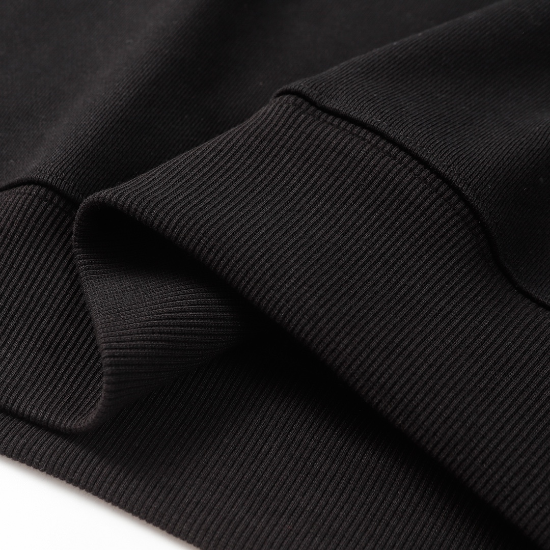 【LOUIS VUITTON  公式旗艦店】ルイヴィトン 丸首の衛衣 スウェット ご好評に付き再入荷 240808