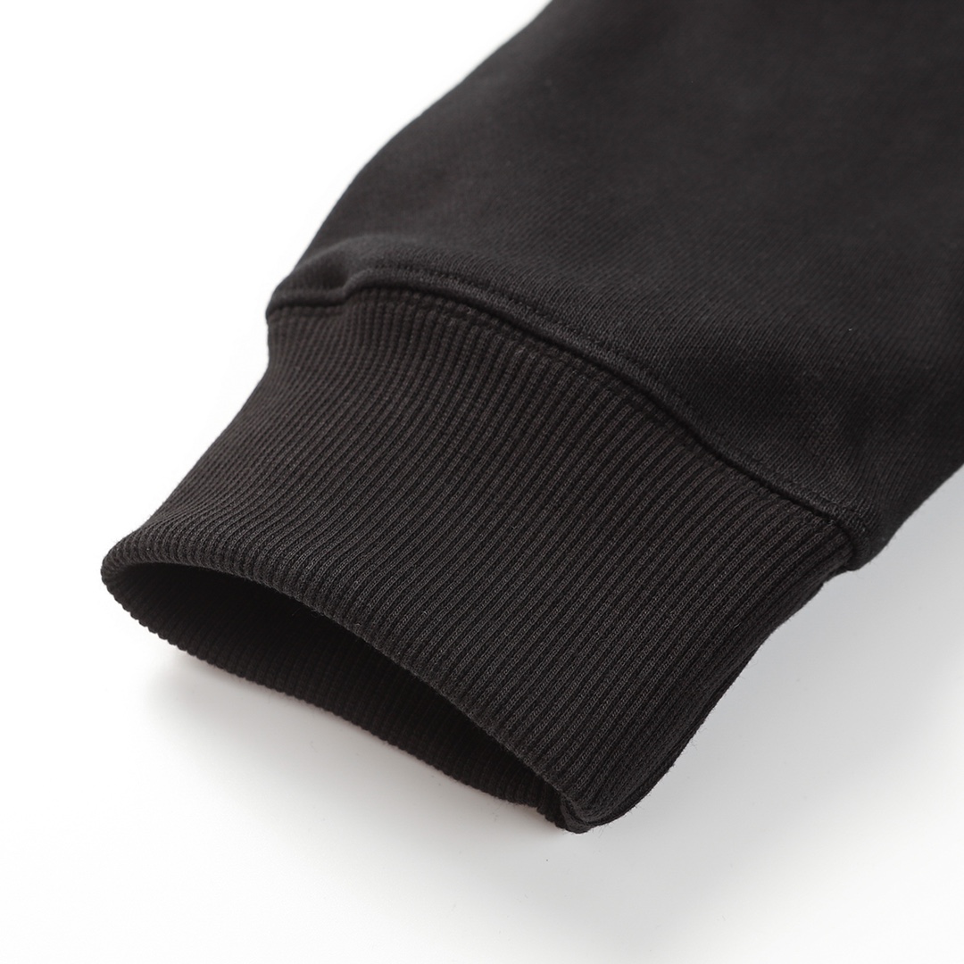 【LOUIS VUITTON  公式旗艦店】ルイヴィトン 丸首の衛衣 スウェット ご好評に付き再入荷 240808