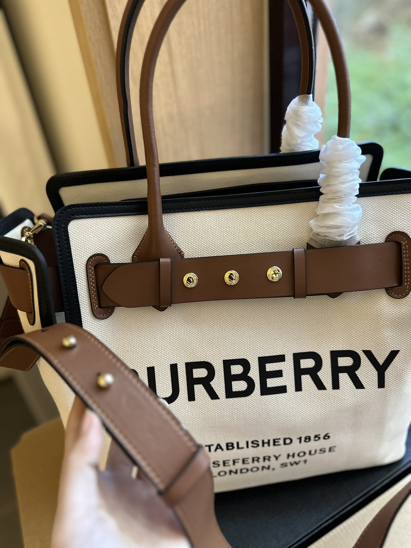【BURBERRY 公式旗艦店】バーバリー    リュックサック 当日出荷 好評に付き再入荷！33*29CM