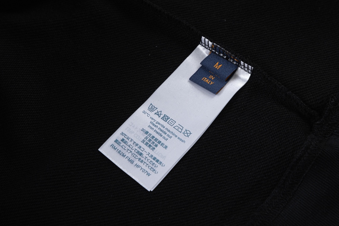 LV【LOUIS VUITTON  公式旗艦店】ルイヴィトン 丸首の衛衣 スウェット ご好評に付き再入荷！ 241121