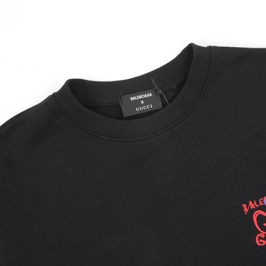 【GUCCI  公式旗艦店】グッチ  丸首の衛衣 スウェットご好評に付き再入荷！