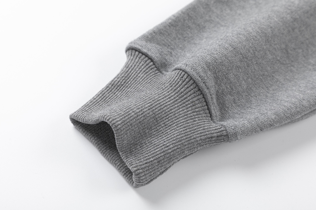 【GUCCI  公式旗艦店】グッチ  パーカー  スウェットご好評に付き再入荷 240805