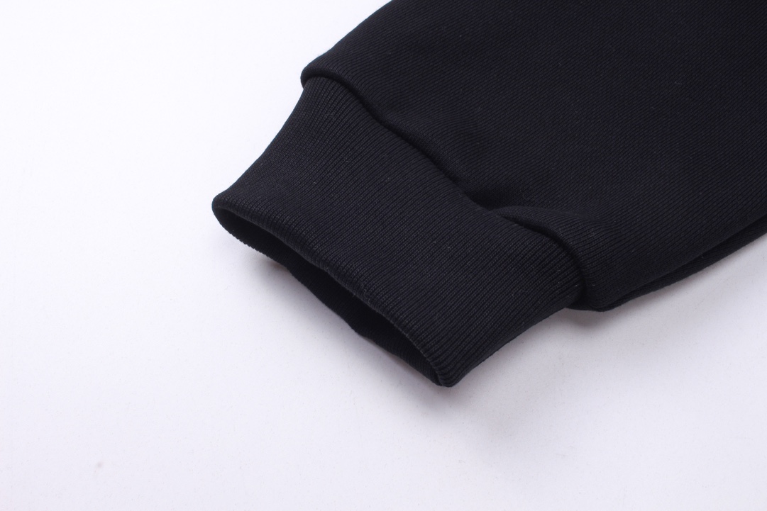 【GUCCI  公式旗艦店】グッチ  パーカー  スウェットご好評に付き再入荷 240805