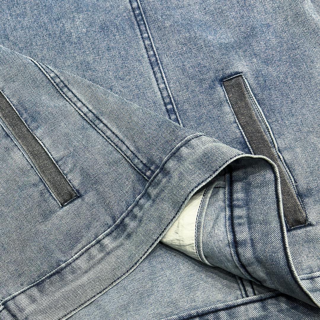 【BALENCIAGA 公式旗艦店】バレンシアガ 丸首の衛衣 スウェット ご好評に付き再入荷！