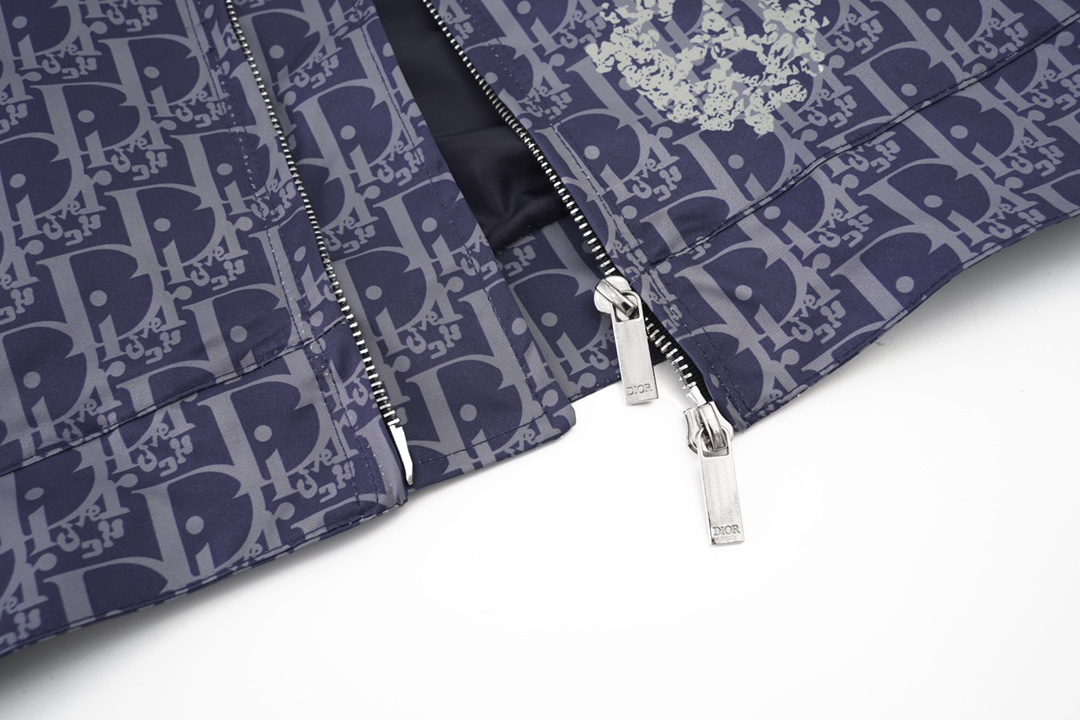 【DIOR  公式旗艦店】ディオール   ジャケット着 好評に付き再入荷！ 240923