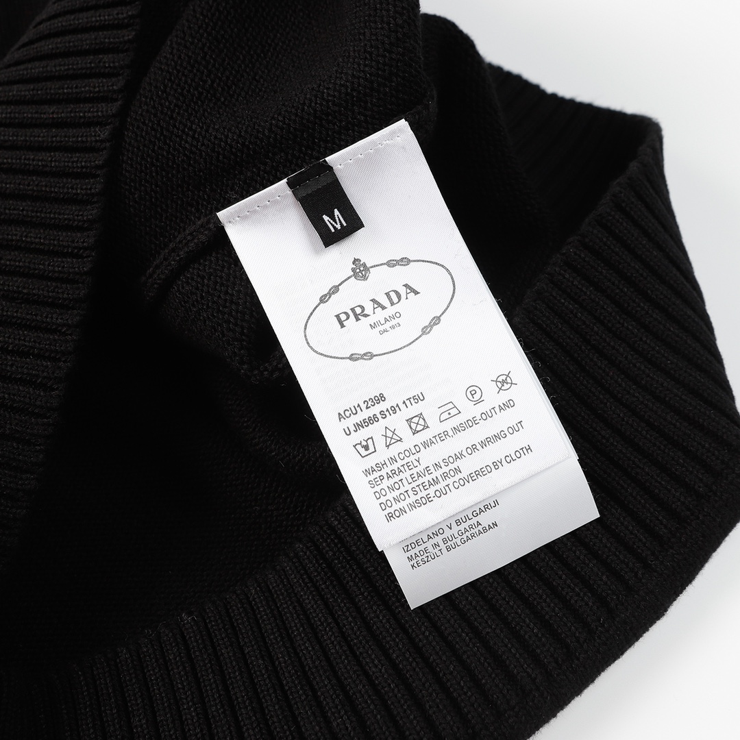 【PRADA 公式旗艦店】プラダ  セーター好評に付き再入荷！