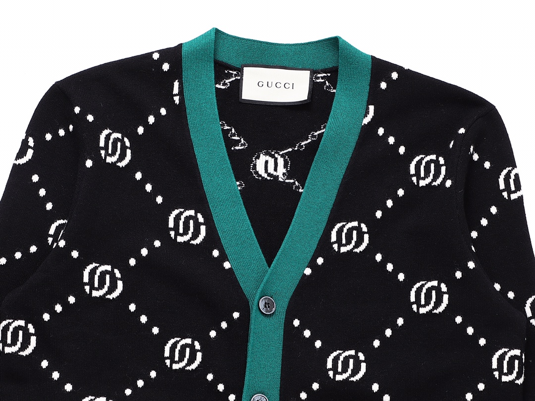 【GUCCI 公式旗艦店】グッチ  セーター好評に付き再入荷！