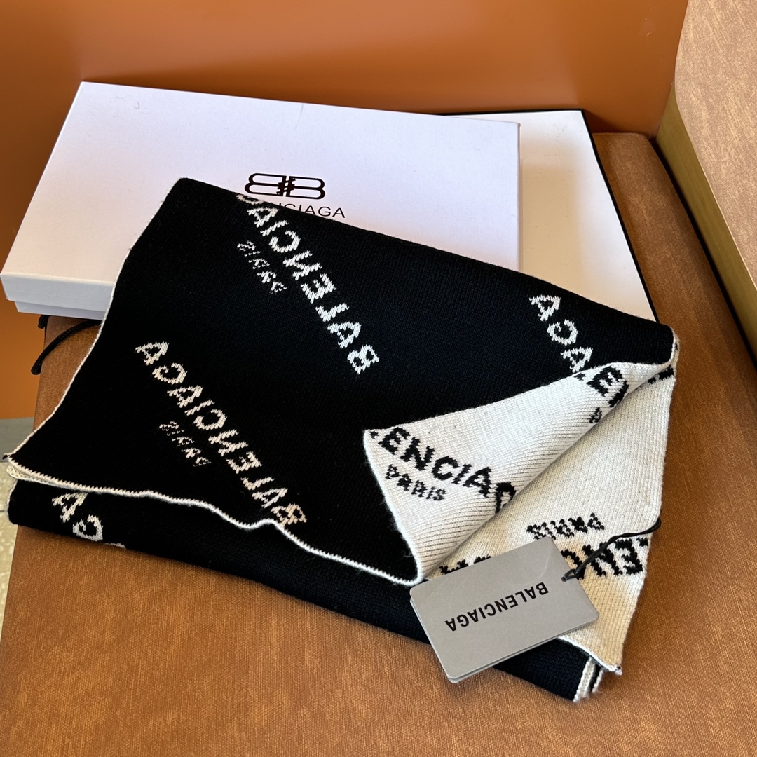 【BALENCIAGA   バレンシアガ】スカーフ38*220CM  241109