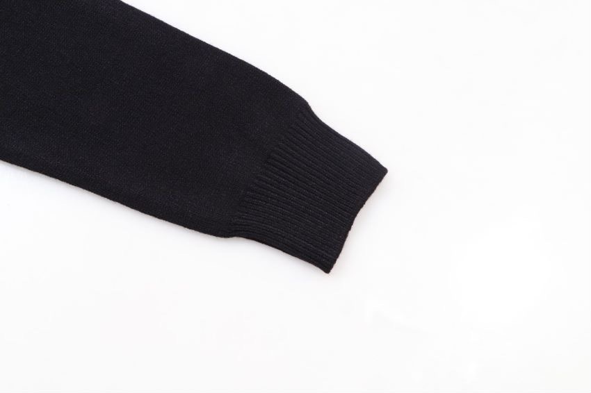 【BURBERRY 公式旗艦店】バーバリー   セーター好評に付き再入荷！ 240930