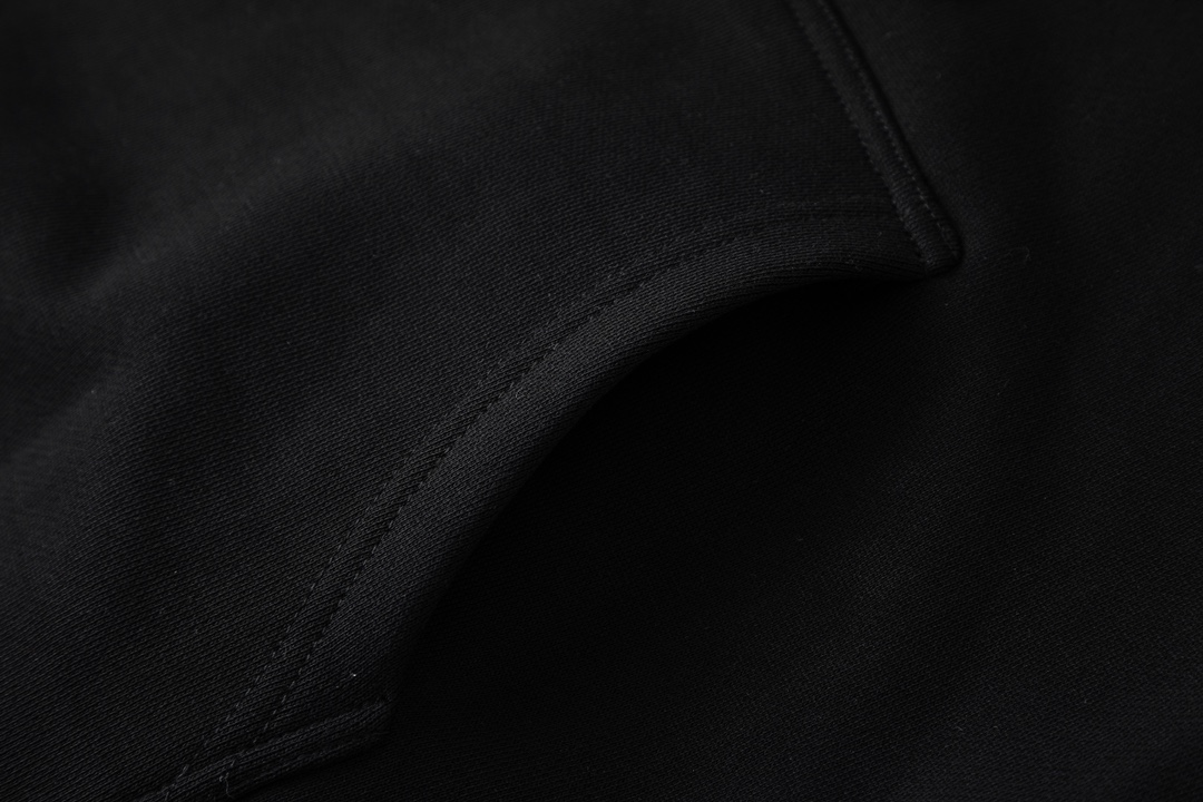 【GUCCI  公式旗艦店】グッチ  パーカー  スウェットご好評に付き再入荷 240805