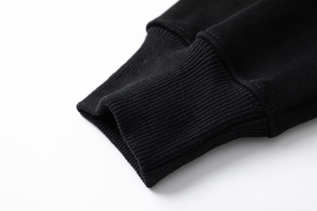 【GUCCI  公式旗艦店】グッチ  パーカー  スウェットご好評に付き再入荷 240805