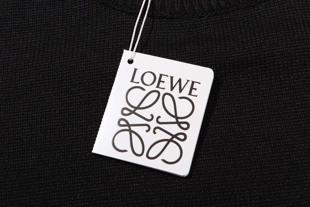 【LOEWE公式旗艦店】ロエベ  セーター好評に付き再入荷！