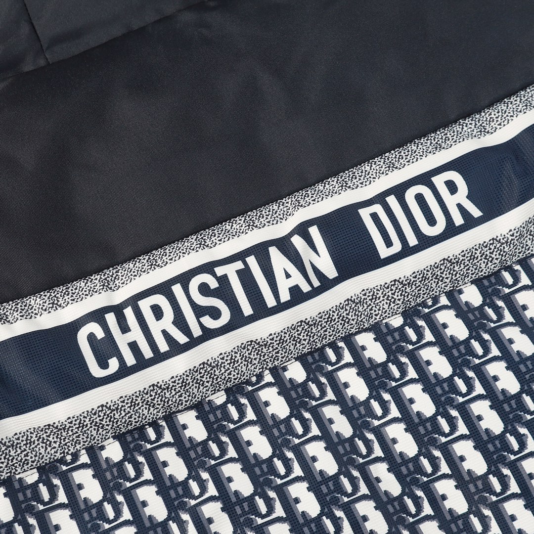 【DIOR  公式旗艦店】ディオール  ダウンジャケット ご好評に付き再入荷！241022