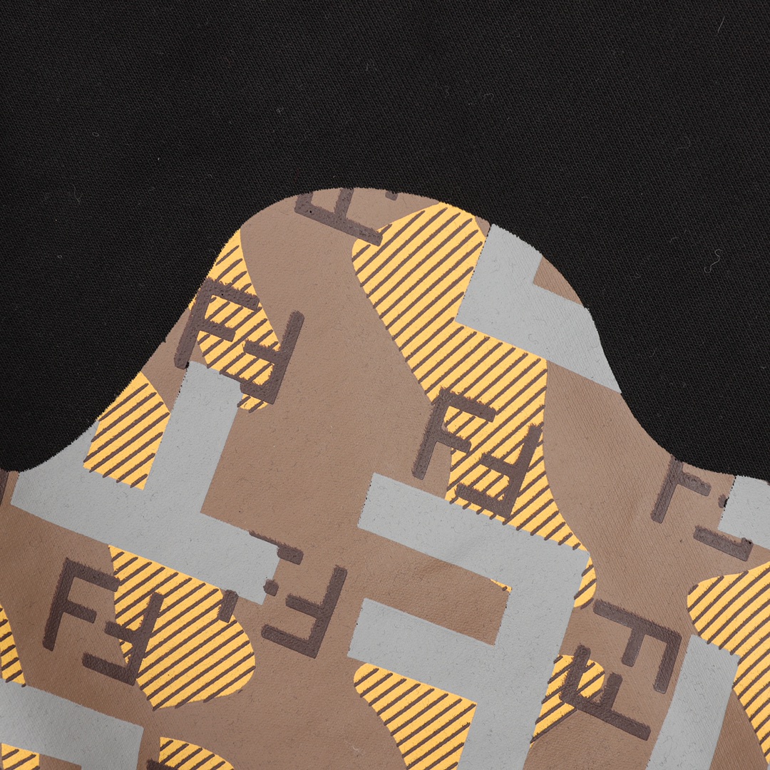 【FENDI  公式旗艦店】フェンディ丸首の衛衣 スウェット ご好評に付き再入荷！