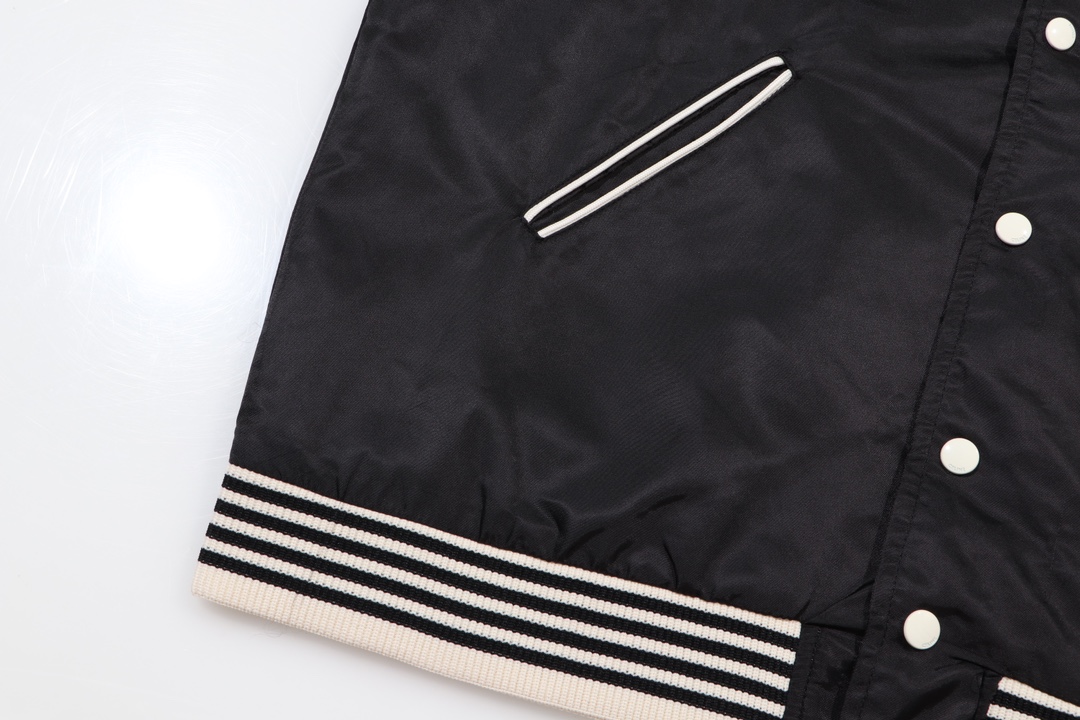 【CELINE 公式旗艦店】セリーヌ  ジャケット着好評に付き再入荷！