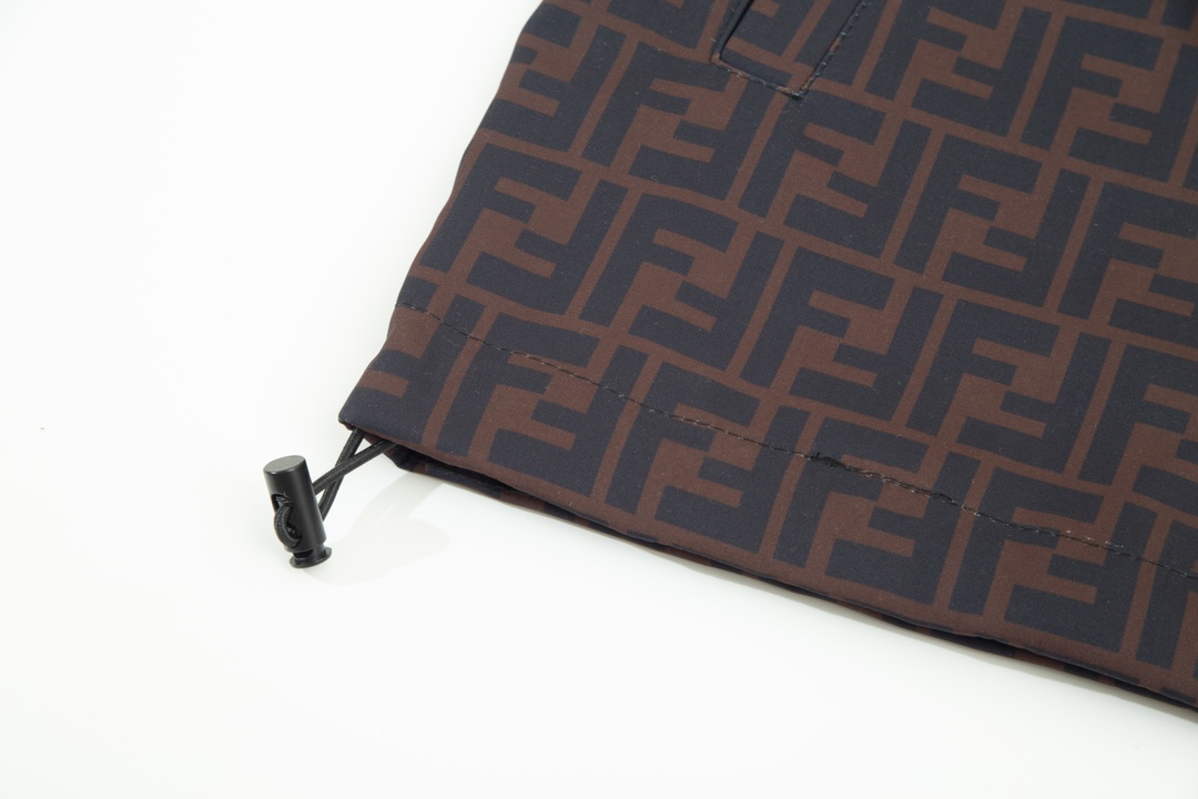 【FENDI】フェンディ ジャケット着ご好評に付き再入荷！240923