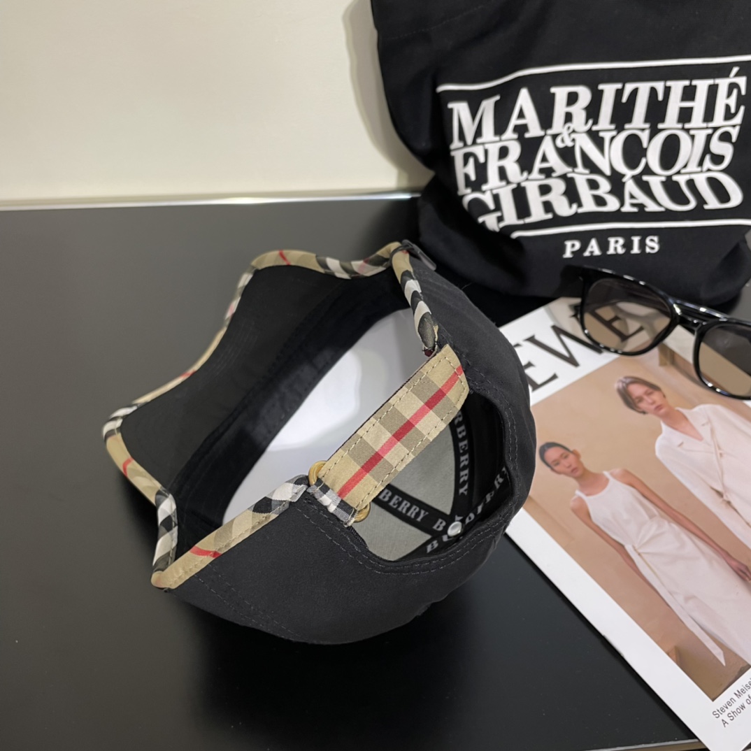 【BURBERRY  バーバリー】【数量限定】 野球帽 / ハット 241011