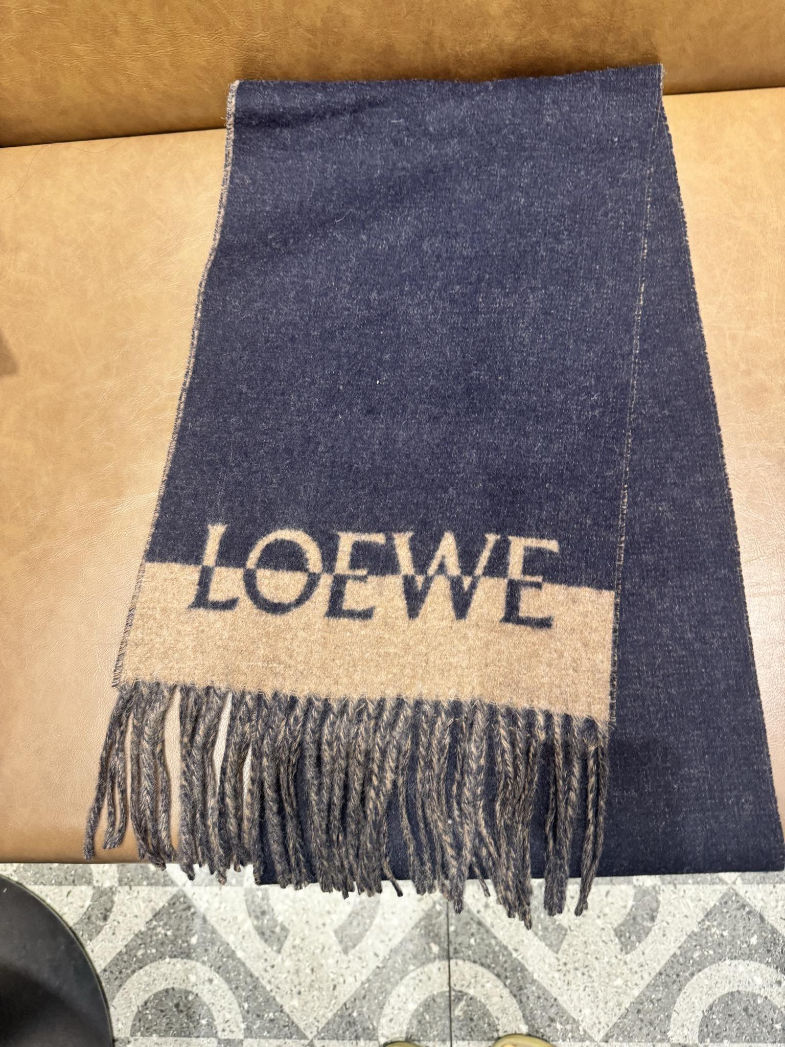 【LOEWE ロエベ】スカーフ35*180CM