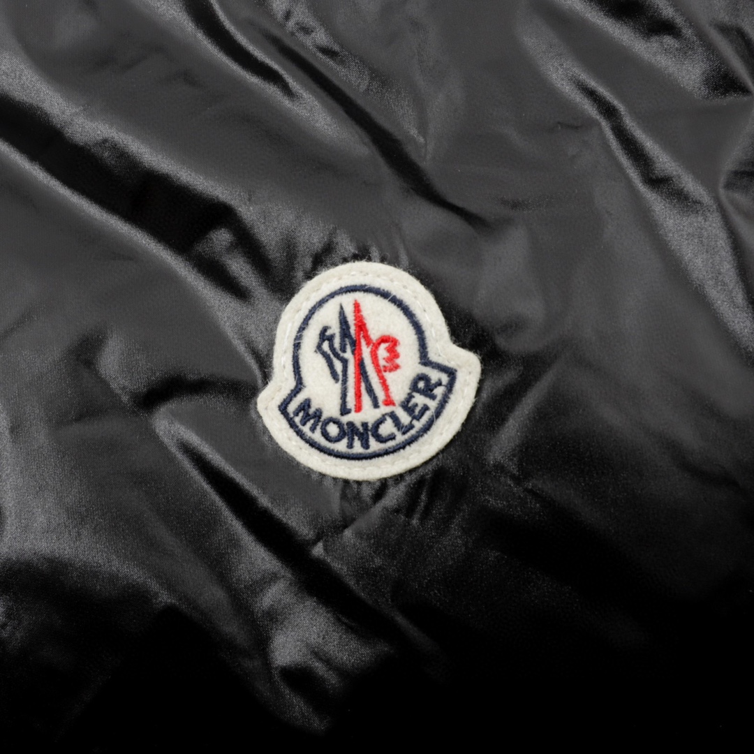 【MONCLER 公式旗艦店】モンクレール  ダウンジャケット好評に付き再入荷！ 241026