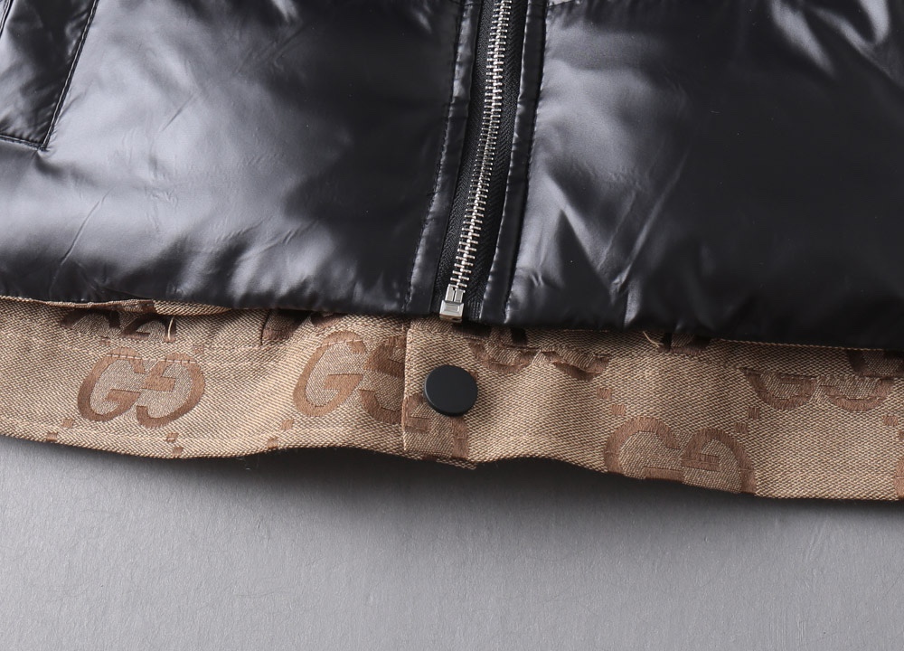 【GUCCI  公式旗艦店】グッチ  ダウンジャケット好評に付き再入荷！