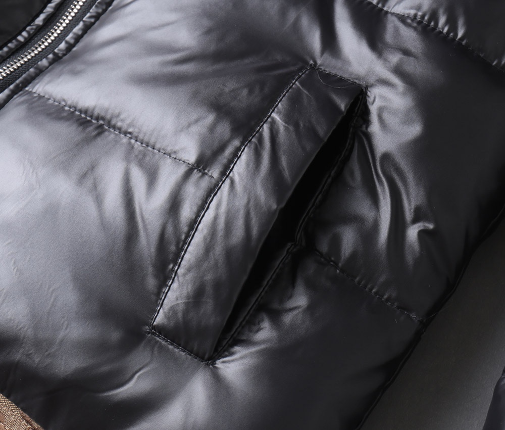 【GUCCI  公式旗艦店】グッチ  ダウンジャケット好評に付き再入荷！