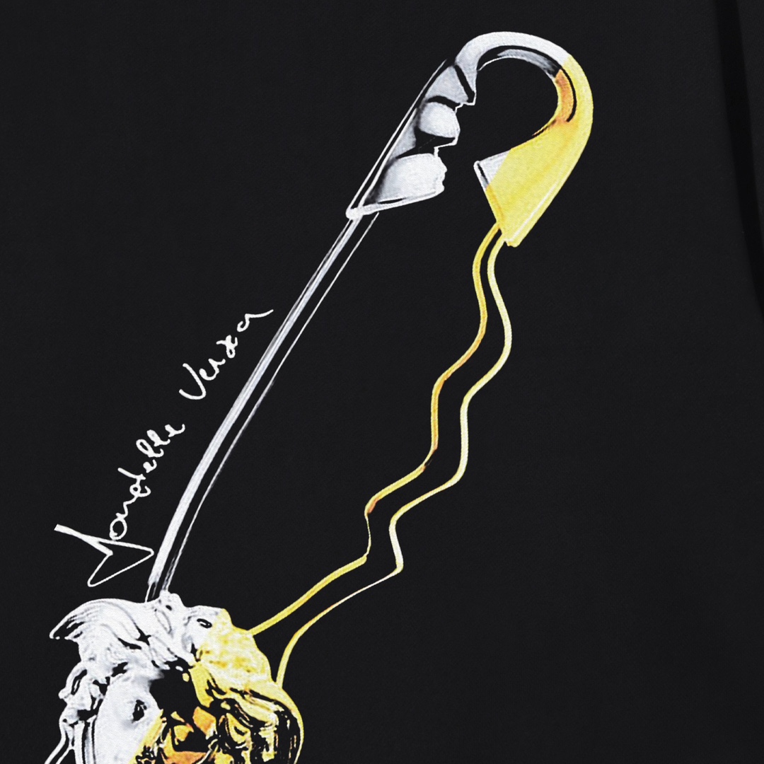 【VERSACE 公式旗艦店】ヴェルサーチ   丸首の衛衣  スウェットご好評に付き再入荷！